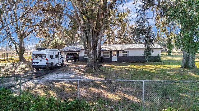 4111 E KNIGHTS GRIFFIN ROAD, Plant City, FL 33565