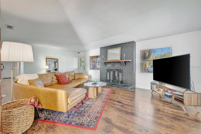 4111 E KNIGHTS GRIFFIN ROAD, Plant City, FL 33565