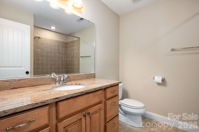 17 Bohemian Lane, Asheville, NC 28805