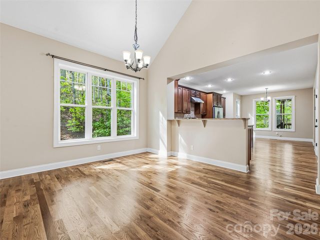 17 Bohemian Lane, Asheville, NC 28805