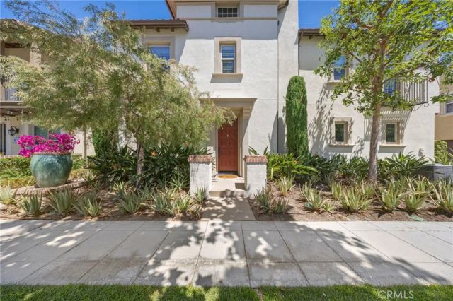 691 E Valencia Street, Anaheim, CA 92805