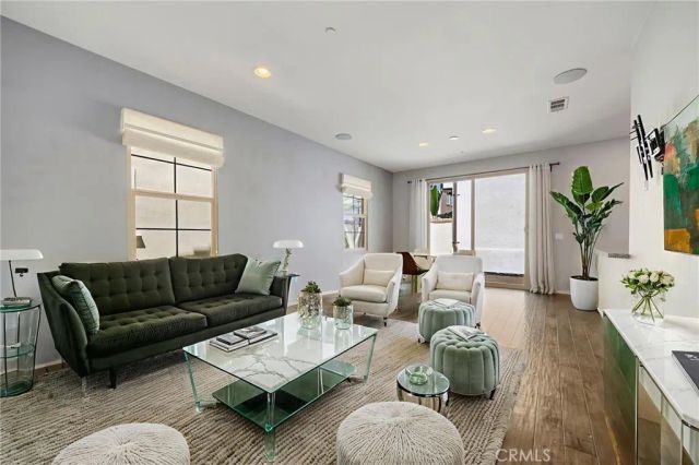 691 E Valencia Street, Anaheim, CA 92805