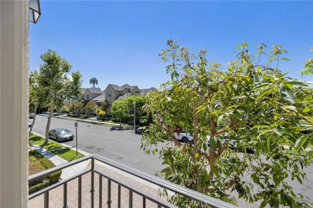 691 E Valencia Street, Anaheim, CA 92805