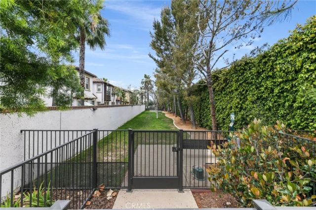 691 E Valencia Street, Anaheim, CA 92805
