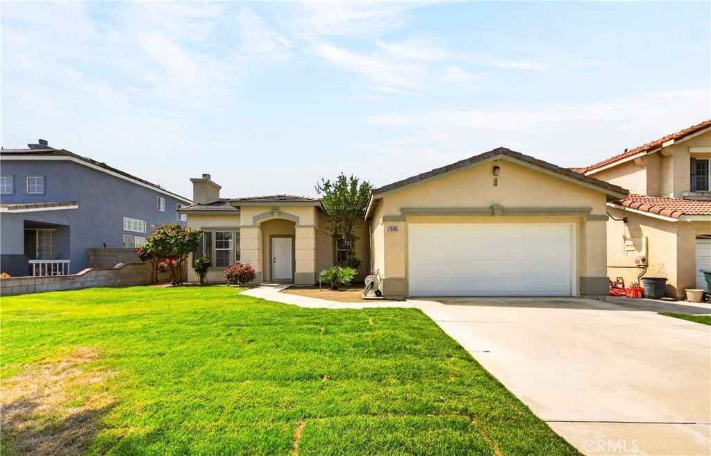 15165 Beartree St, Fontana, CA 92336