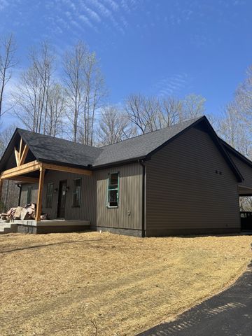 144 Hasty Dr, Lynchburg, TN 37352