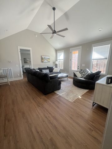 144 Hasty Dr, Lynchburg, TN 37352