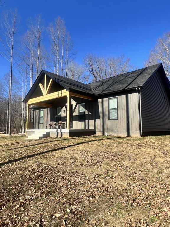 144 Hasty Dr, Lynchburg, TN 37352