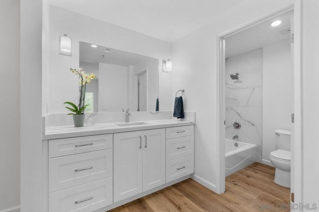 655 Columbia St 108, San Diego, CA 92101