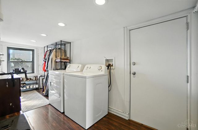 221 W Ninth Street, Cincinnati, OH 45202