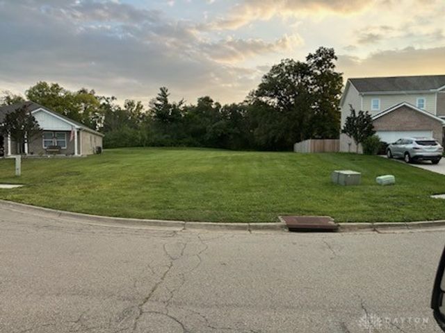 5619 Moss Creek Boulevard, Clayton, OH 45315