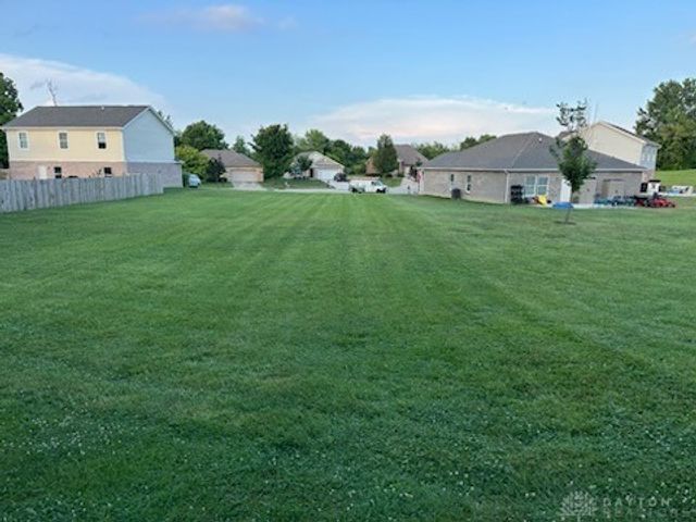 5619 Moss Creek Boulevard, Clayton, OH 45315
