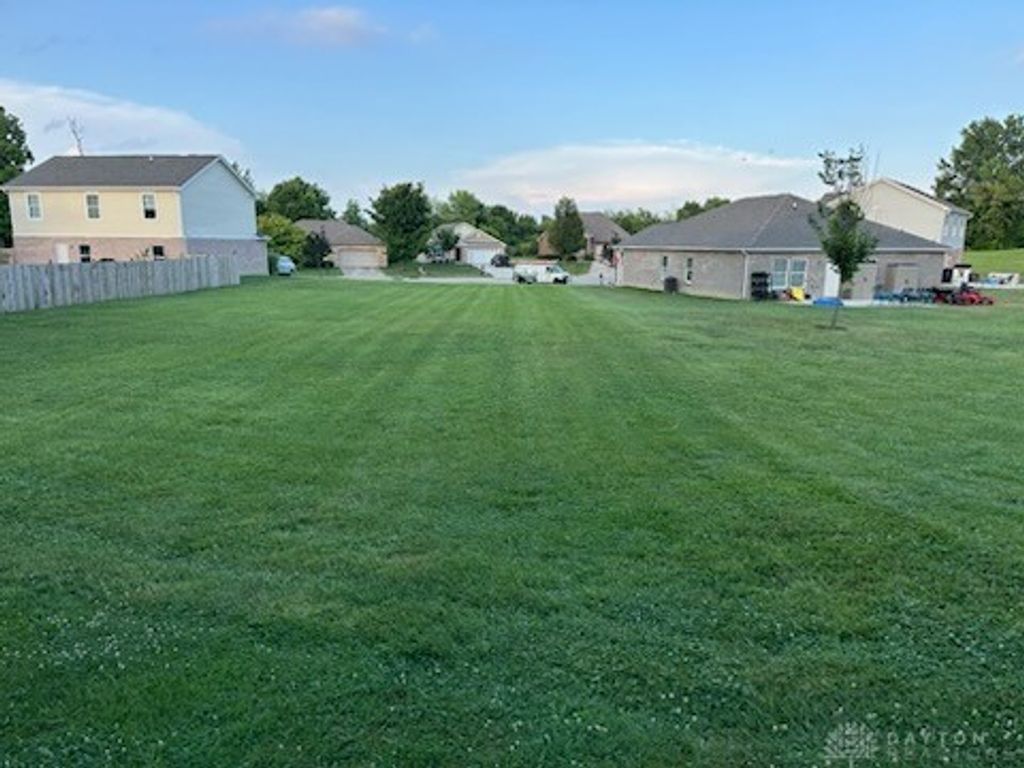 5619 Moss Creek Boulevard, Clayton, OH 45315