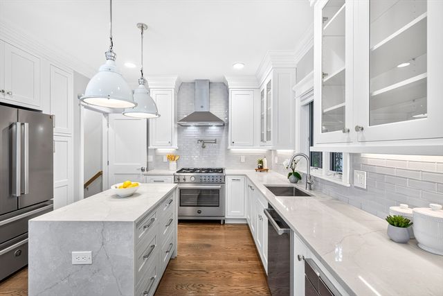 101 Sumner Road A, Brookline, MA 02445