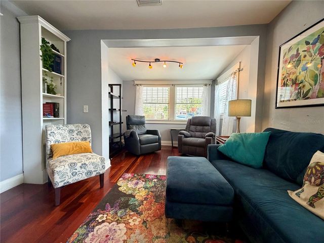 403 W CHELSEA STREET, Tampa, FL 33603