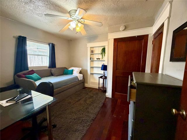 403 W CHELSEA STREET, Tampa, FL 33603