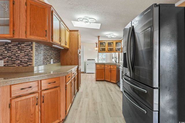 203 Skippers Ct., Little River, SC 29566