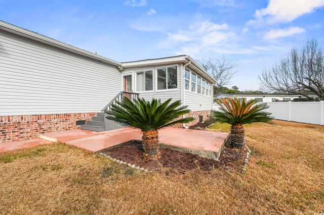 203 Skippers Ct., Little River, SC 29566