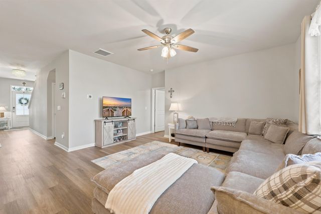 2259 Ainsley Dr., Little River, SC 29566