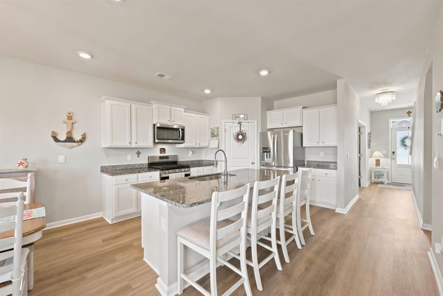 2259 Ainsley Dr., Little River, SC 29566