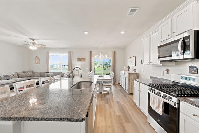 2259 Ainsley Dr., Little River, SC 29566