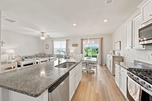 2259 Ainsley Dr., Little River, SC 29566