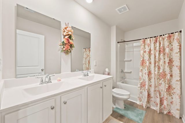 2259 Ainsley Dr., Little River, SC 29566