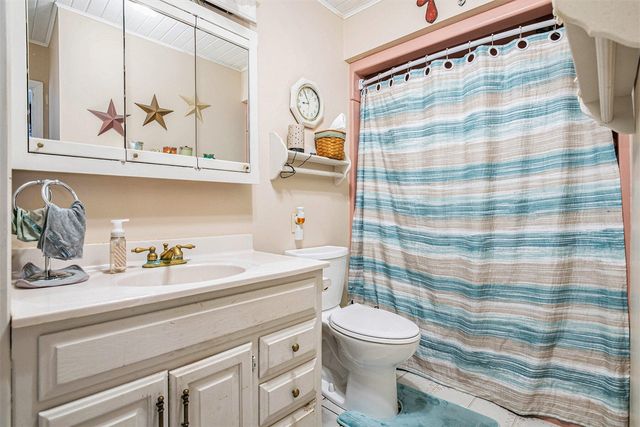 29726 Fawn River Road, Sturgis, MI 49091