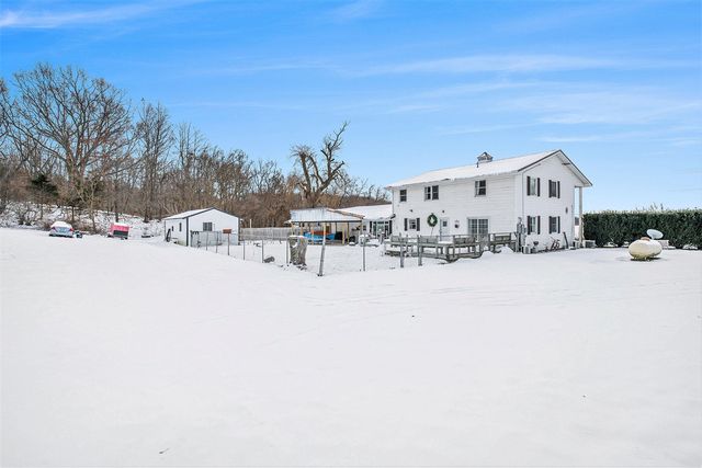 29726 Fawn River Road, Sturgis, MI 49091