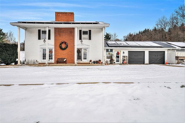 29726 Fawn River Road, Sturgis, MI 49091