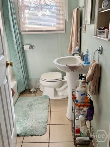 1309 E 56th Street, Savannah, GA 31404