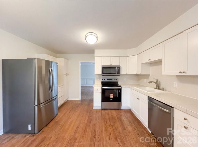 3695 Lake Shore Road S, Denver, NC 28037