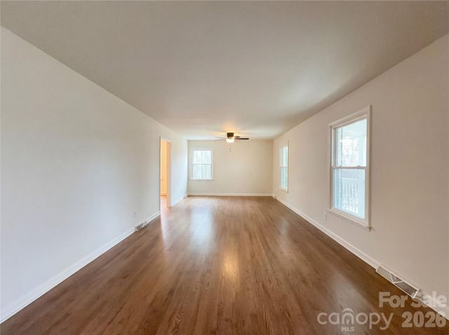 3695 Lake Shore Road S, Denver, NC 28037