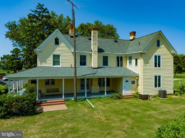 2208 HORNS POINT RD, Cambridge, MD 21613