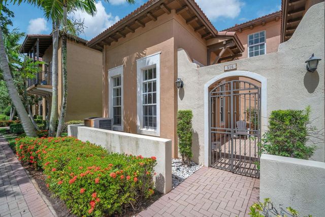 516 SW 147th Terrace 4-43, Pembroke Pines, FL 33027