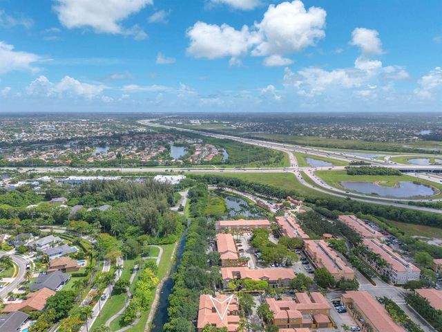 516 SW 147th Terrace 4-43, Pembroke Pines, FL 33027