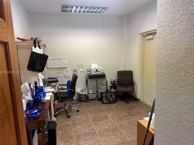257 N Krome Ave, Homestead, FL 33030