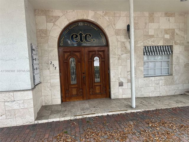 257 N Krome Ave, Homestead, FL 33030