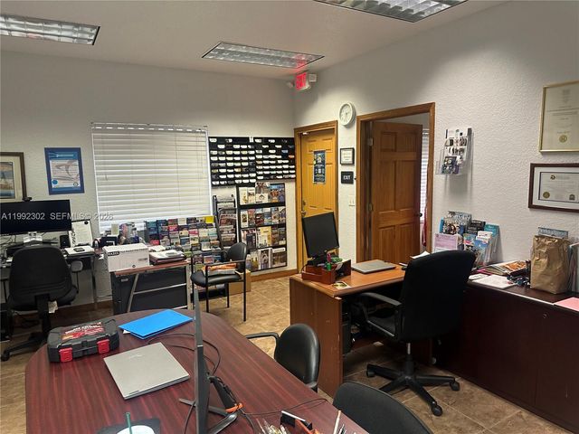 257 N Krome Ave, Homestead, FL 33030