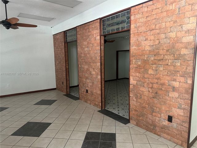 257 N Krome Ave, Homestead, FL 33030