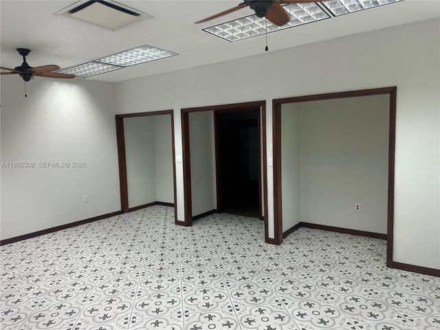 257 N Krome Ave, Homestead, FL 33030