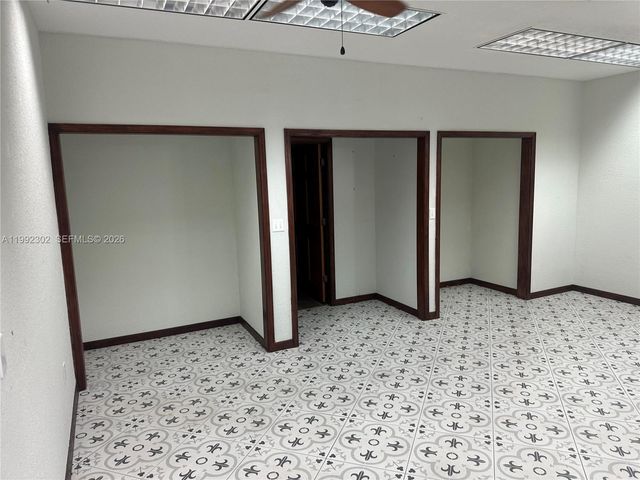 257 N Krome Ave, Homestead, FL 33030