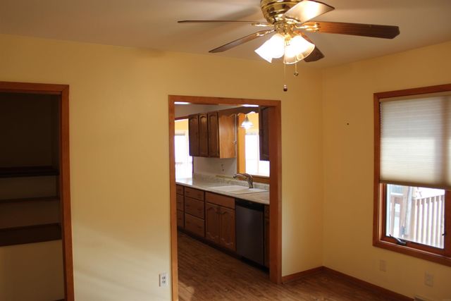 3004 McClain Drive, Cedar Falls, IA 50613