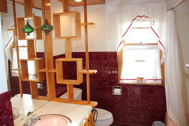 3004 McClain Drive, Cedar Falls, IA 50613