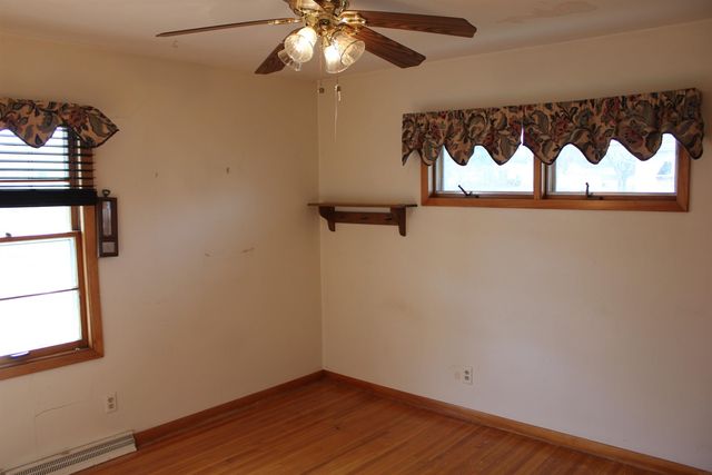 3004 McClain Drive, Cedar Falls, IA 50613