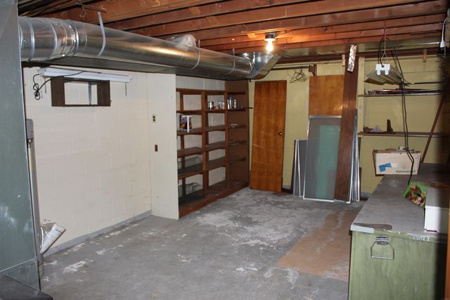 3004 McClain Drive, Cedar Falls, IA 50613