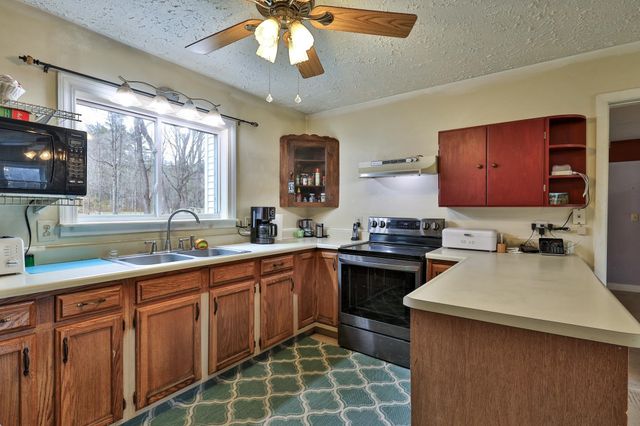 2140 Brandon Mountain Road, Rochester, VT 05767