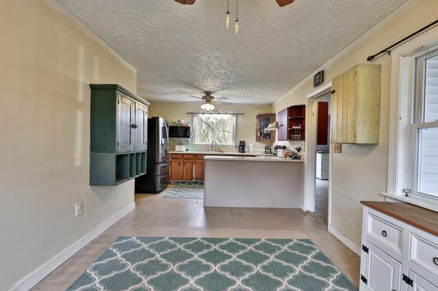 2140 Brandon Mountain Road, Rochester, VT 05767