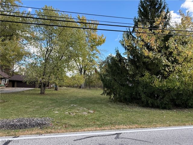 Macedonia Road, Oakwood Village, OH 44146