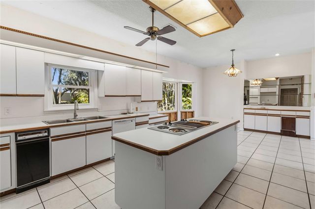 7468 LAKE WILLIS DRIVE, Orlando, FL 32821